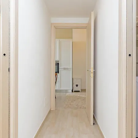2 Bedroom - Buzzi Hospital, Sempione, Mico, 100mt Metrom5 * Milano